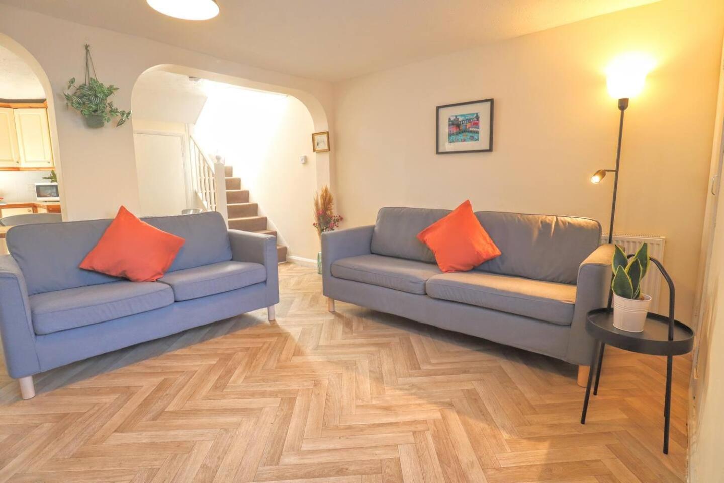 4 Bed Home 3 Mins From Harbour + Sandy Beach Folkestone Exterior photo